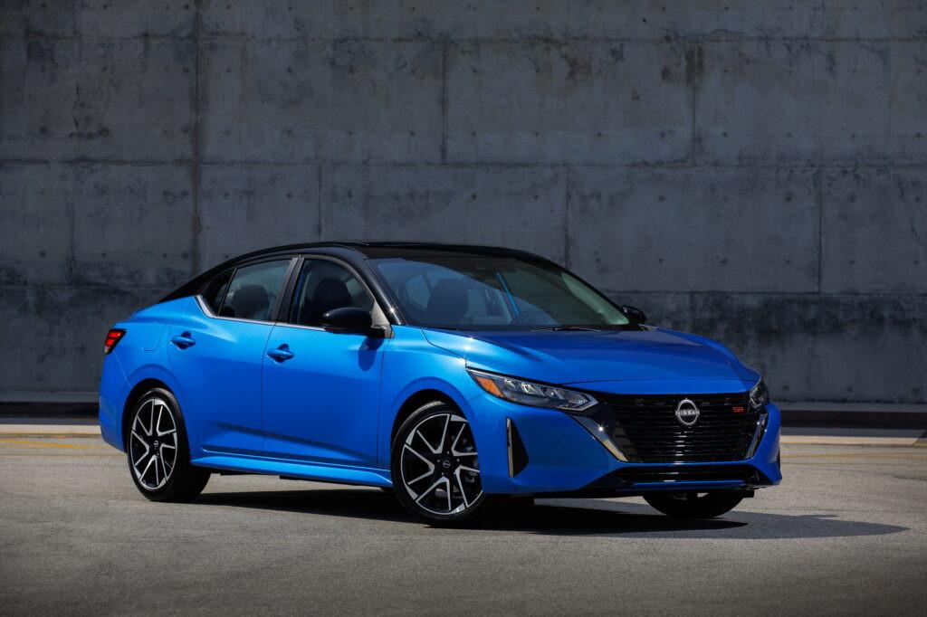 NISSAN Sentra 2024
