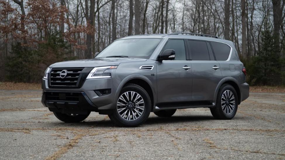NISSAN Armada 2021